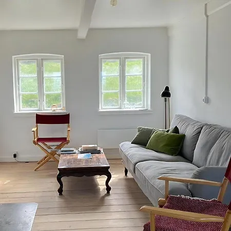 Bright With Sea Views To Hesselo Bay * Vejby