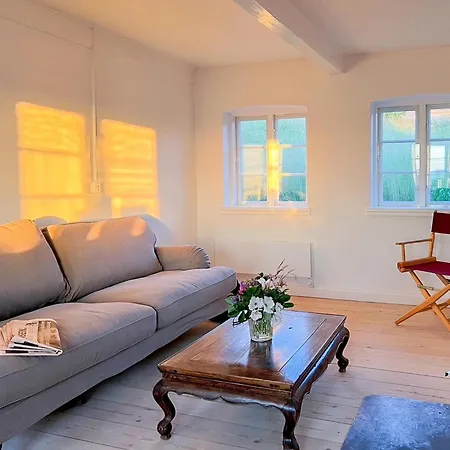 Bright With Sea Views To Hesselo Bay Vejby