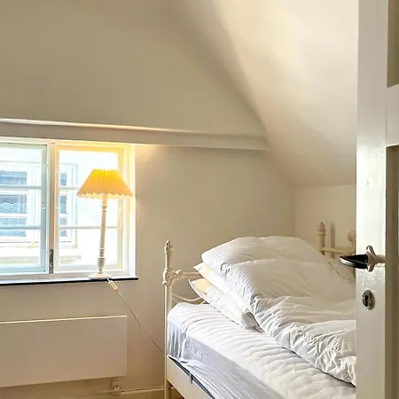 Bright With Sea Views To Hesselo Bay Vejby